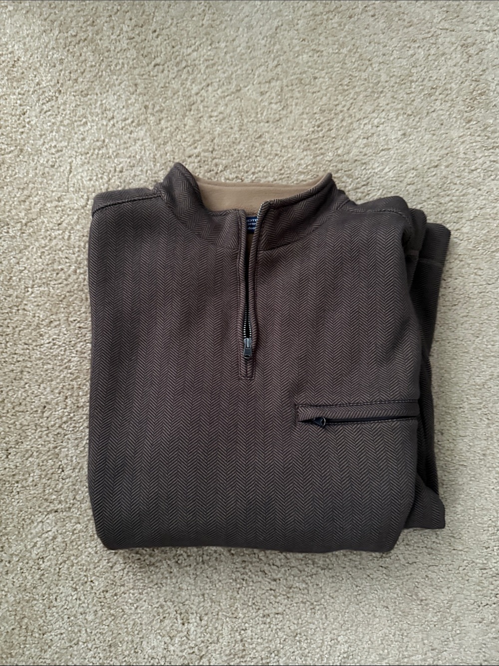 Roundtree & Yorke Men's Brown Zip Mock-Neck Sweater